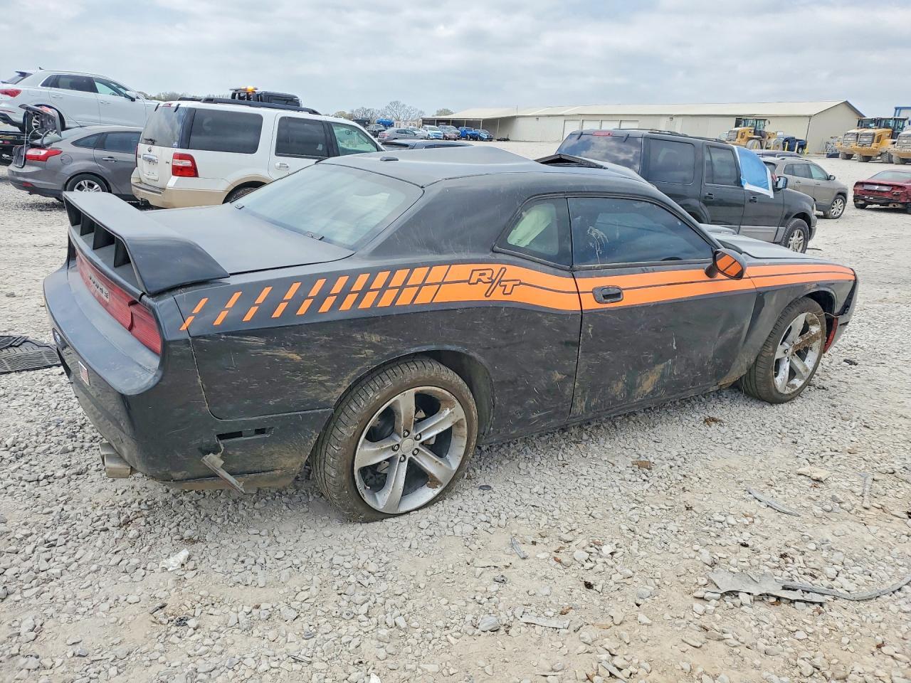 2009 Dodge Challenger R - Image 3