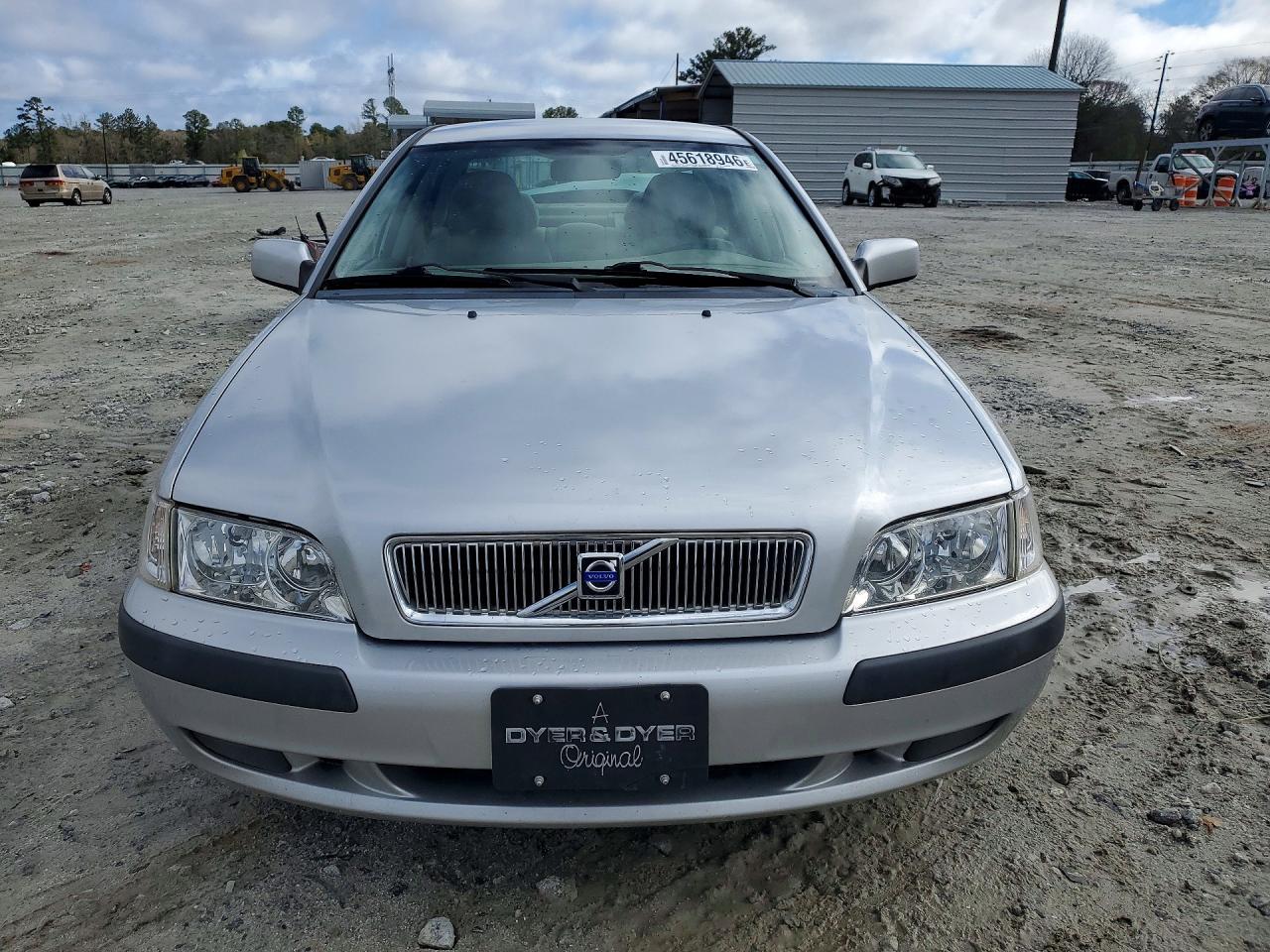 2002 Volvo S40 1.9T - Фото 5
