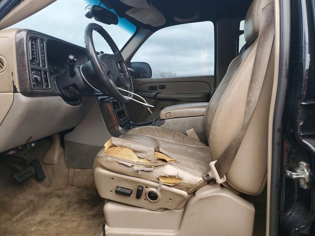 2004 Chevrolet Silverado K2500 Heavy Duty - Фото 7