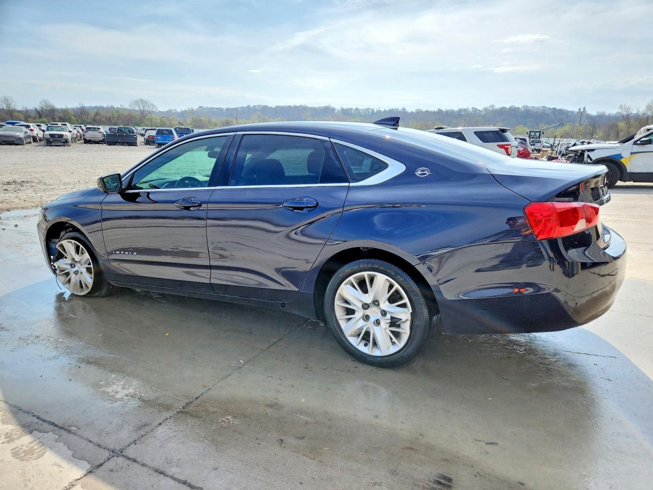 2017 Chevrolet Impala Ls - Фото 2