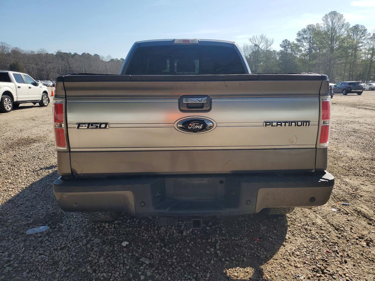 2012 Ford F150 Supercrew - Image 6