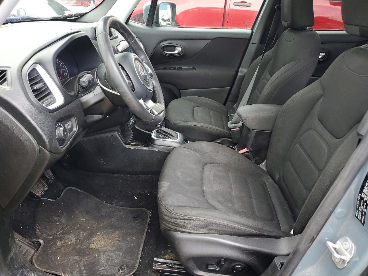 2018 Jeep Renegade Latitude - Image 7