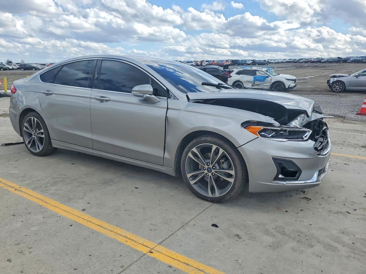 2020 Ford Fusion Titanium - Image 4