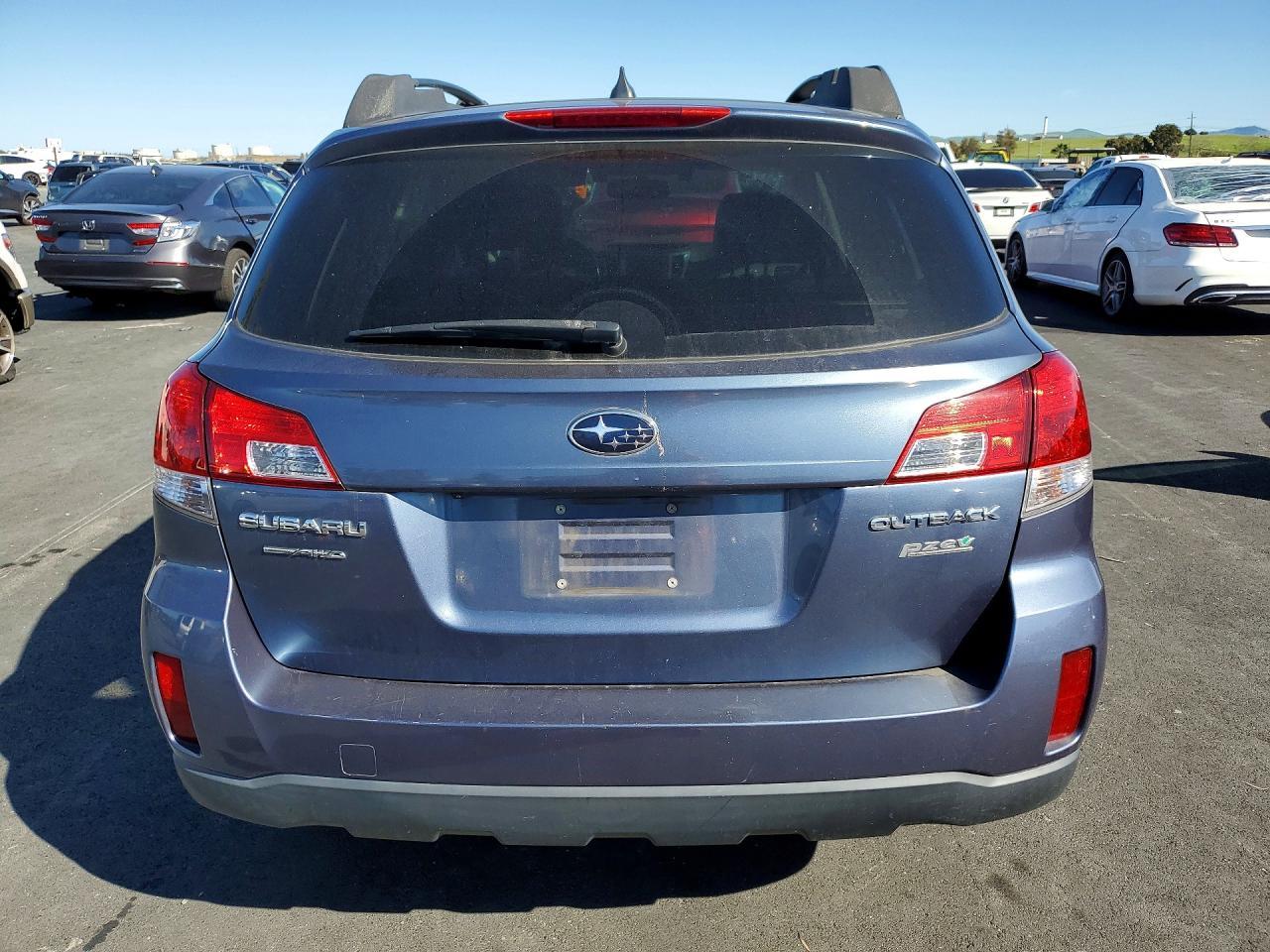 2013 Subaru Outback 2.5I Limited - Фото 6