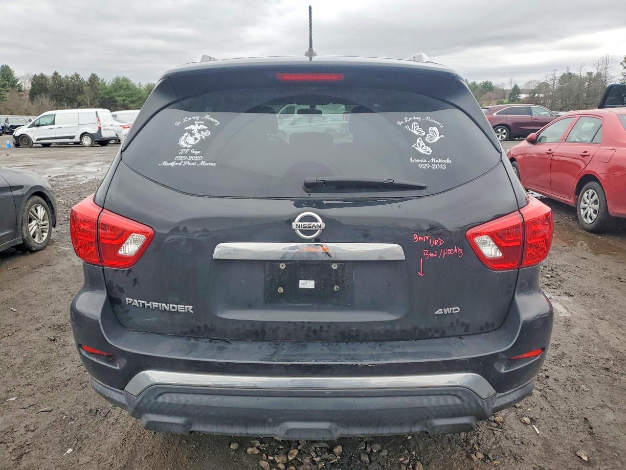 2017 Nissan Pathfinder S - Фото 6