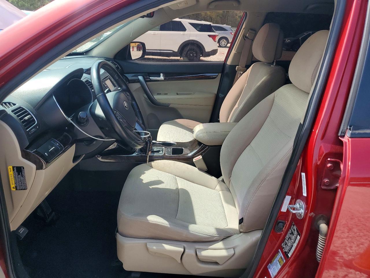 2014 Kia Sorento Lx - Image 7