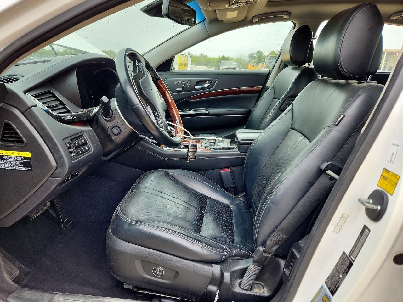 2016 Kia K900 Luxury V6 - Image 7
