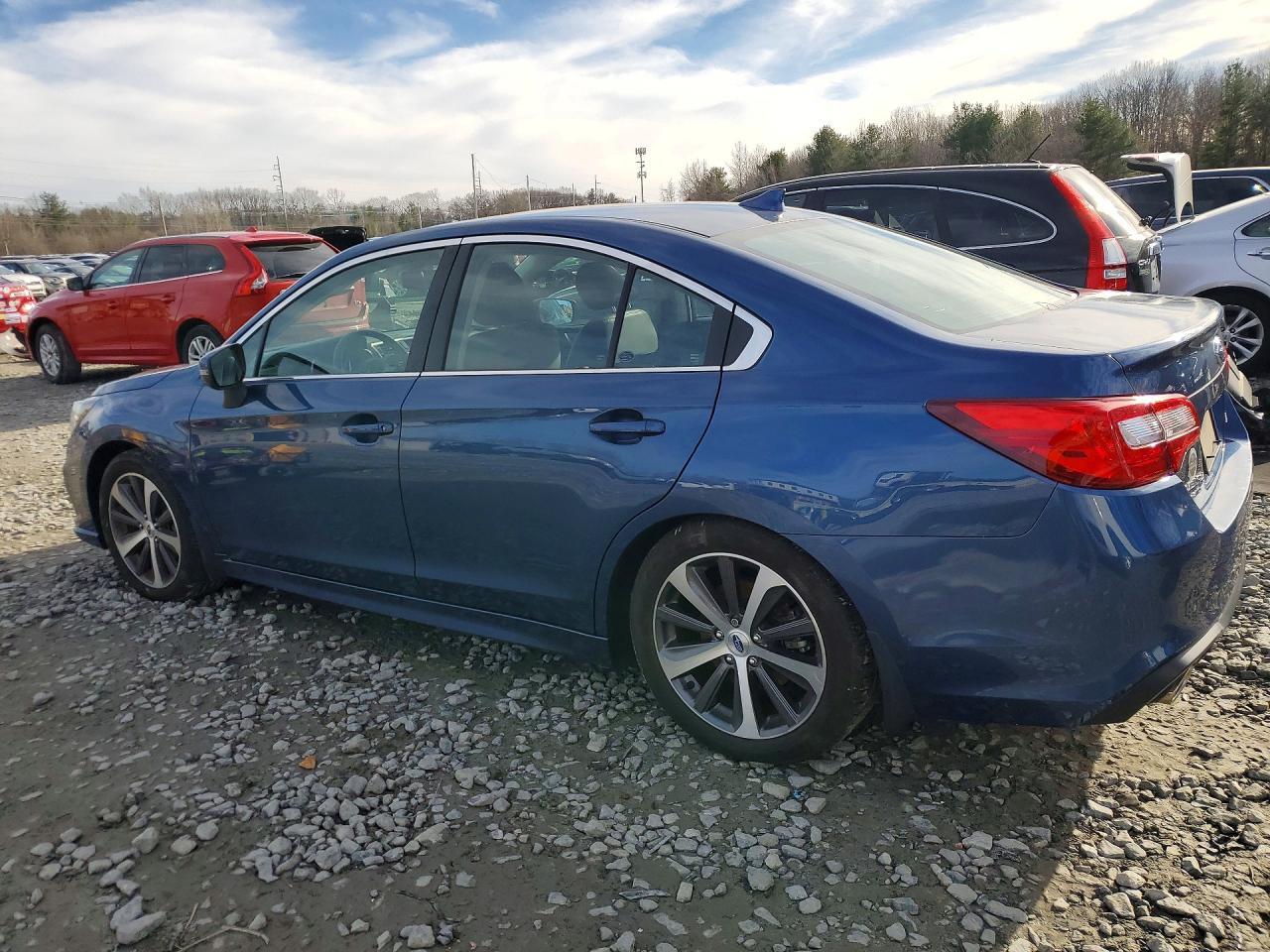 2019 Subaru Legacy 2.5I Limited - Фото 2