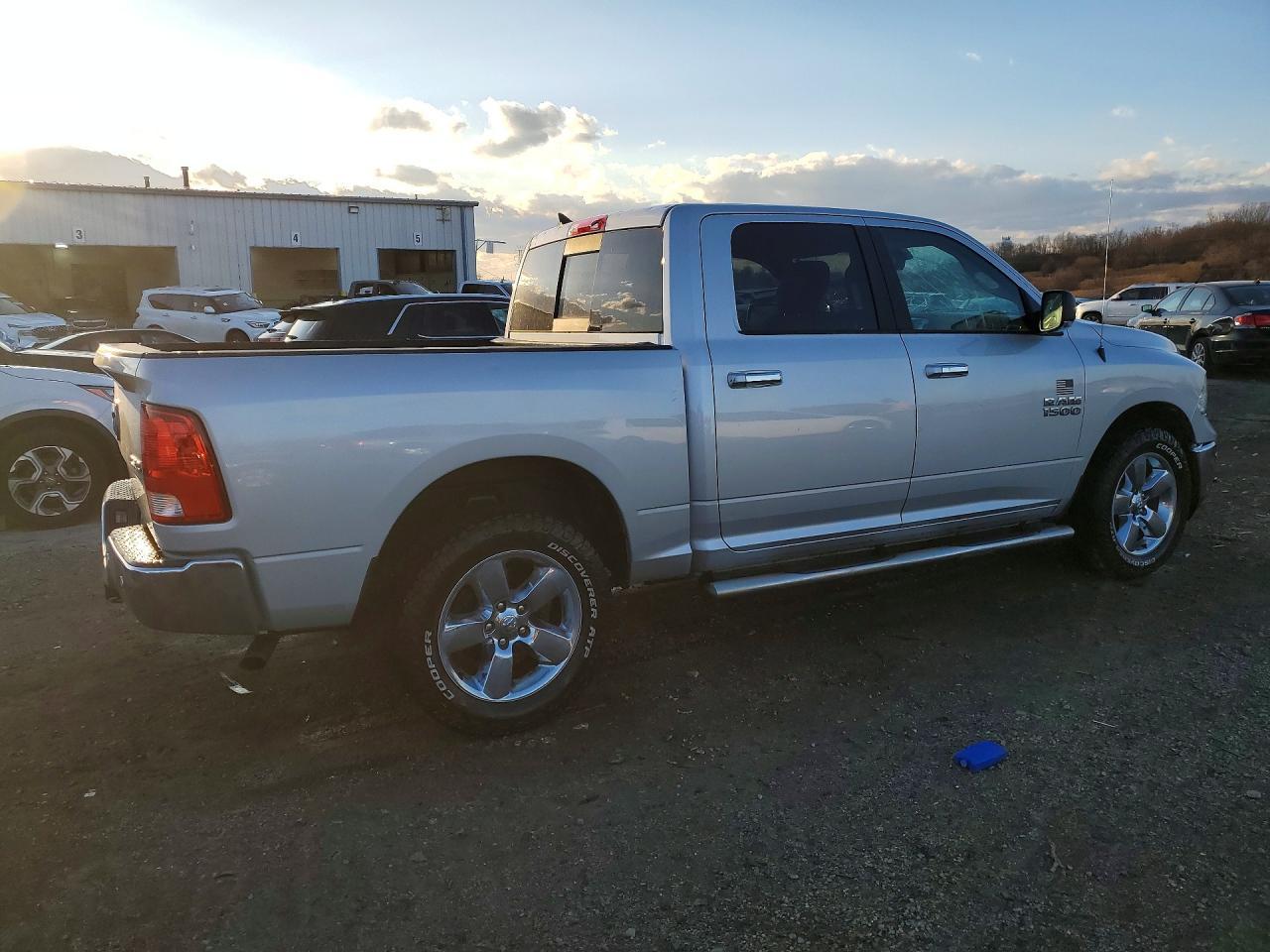 2018 Ram 1500 Slt - Фото 3