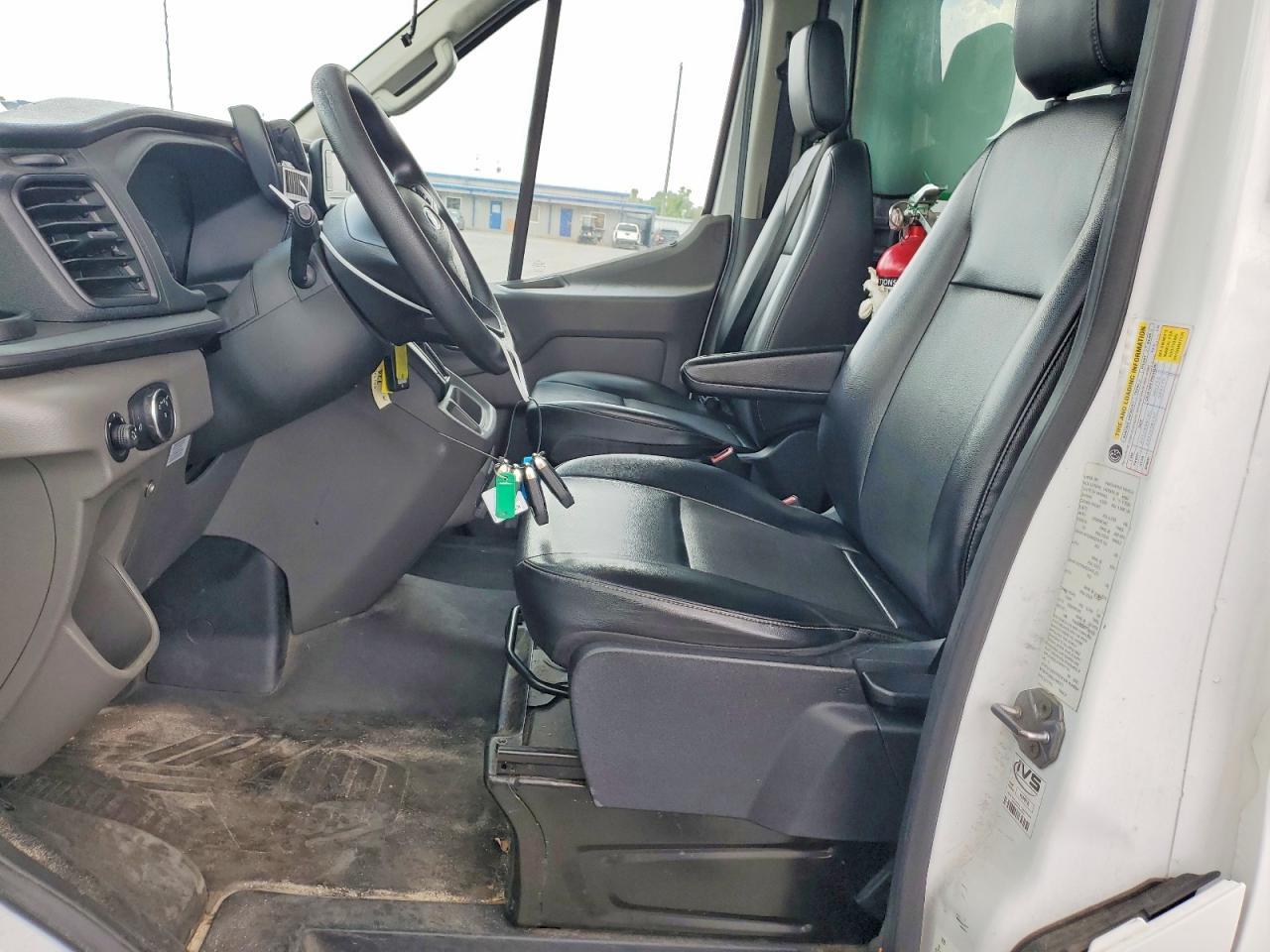 2020 Ford Transit Delivery Truck - Фото 7