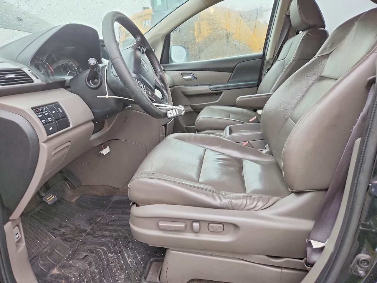 2015 Honda Odyssey - Фото 7