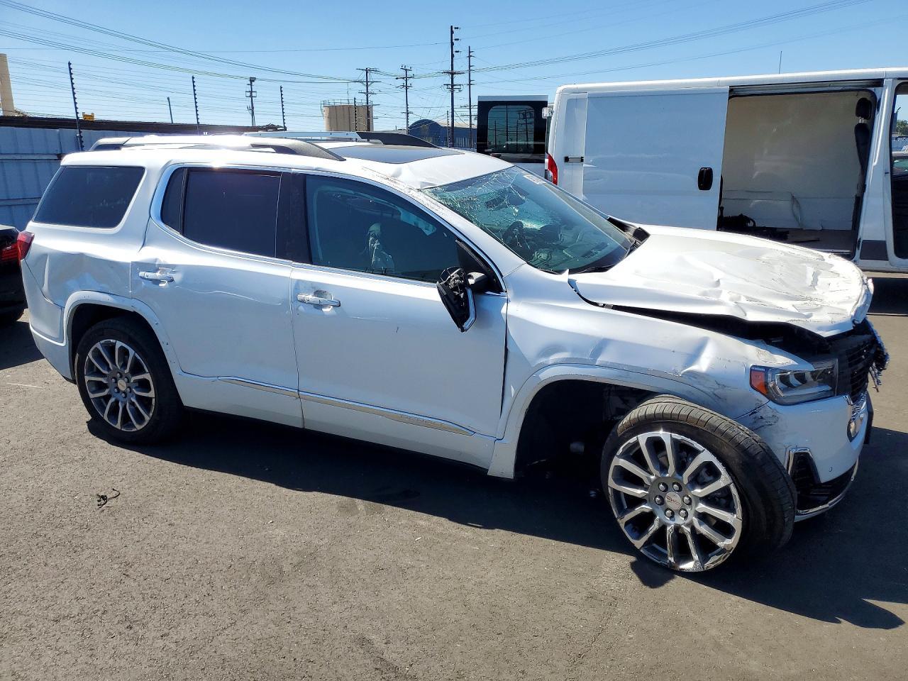 2023 GMC Acadia Denali - Фото 4
