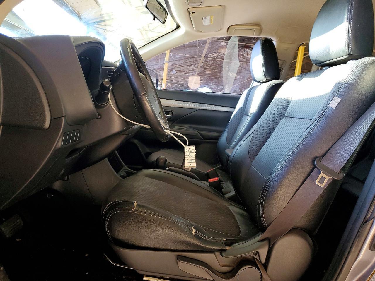 2015 Mitsubishi Outlander Se - Image 7