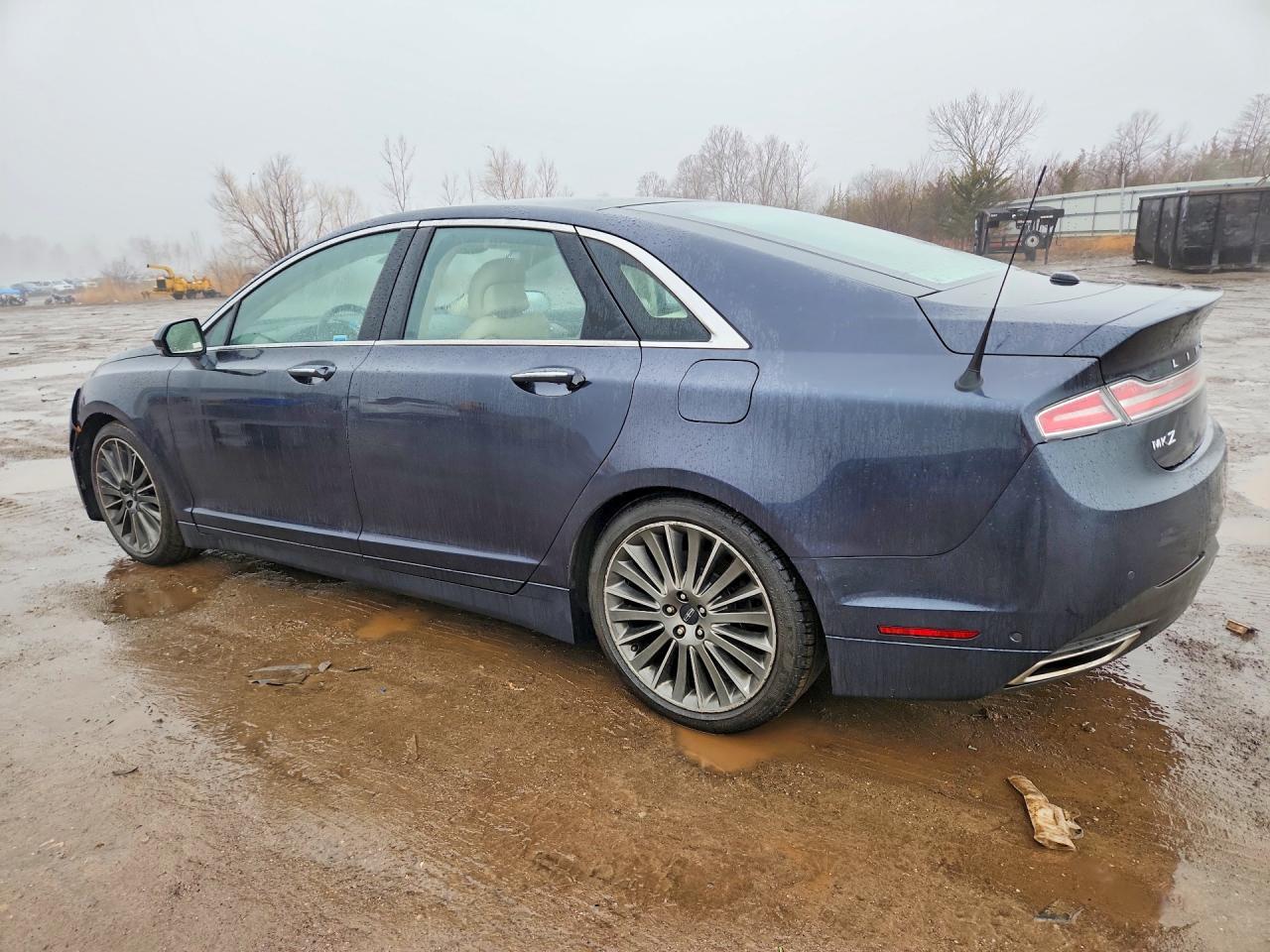 2013 Lincoln Mkz - Image 2