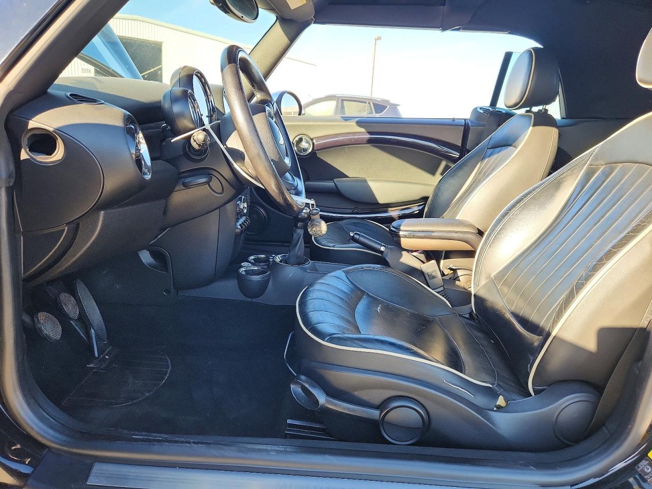 2011 Mini Cooper - Image 7