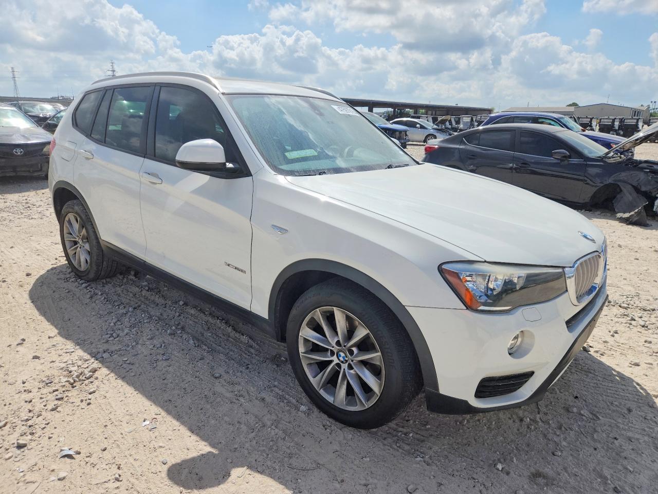 2017 BMW X3 xDrive28I - Фото 4