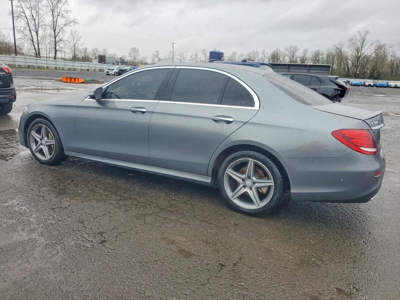 2017 Mercedes-Benz E 300 4Matic - Image 2