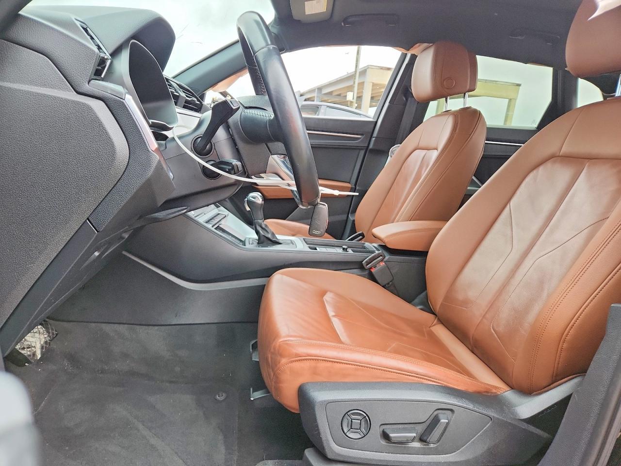 2020 Audi Q3 Premium Plus S-Line - Фото 7