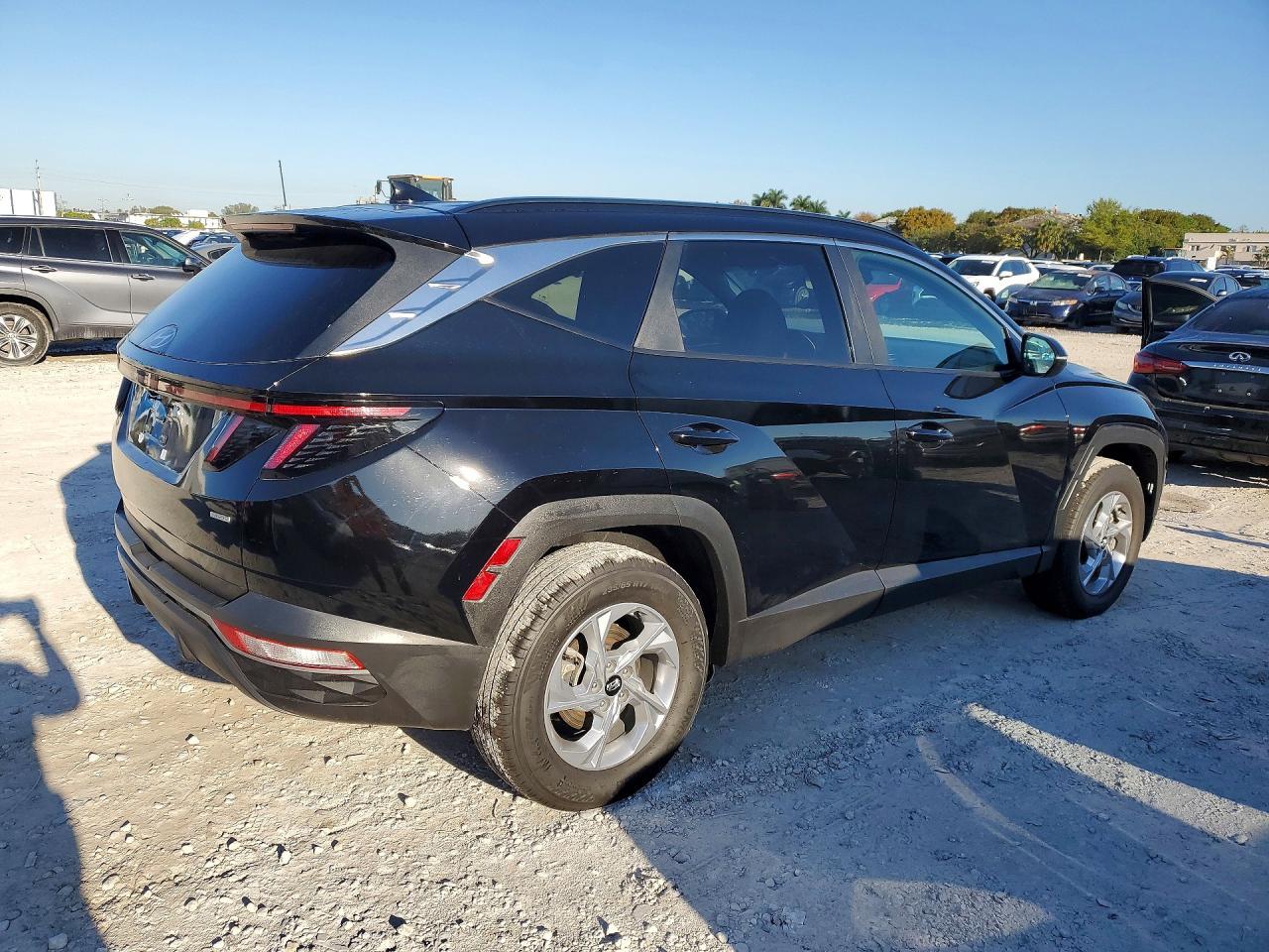 2023 Hyundai Tucson Sel - Image 3