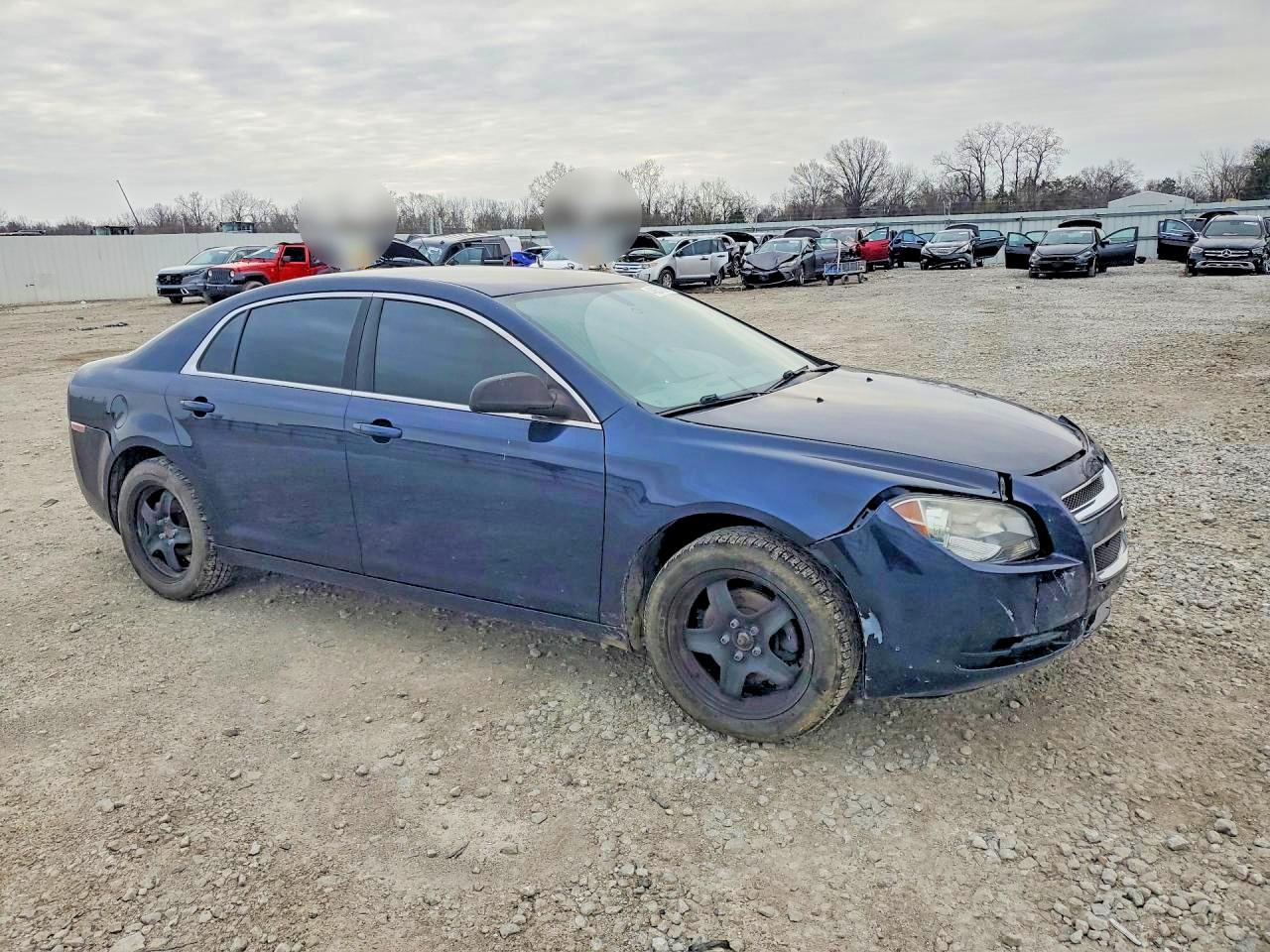 2010 Chevrolet Malibu Ls - Фото 4