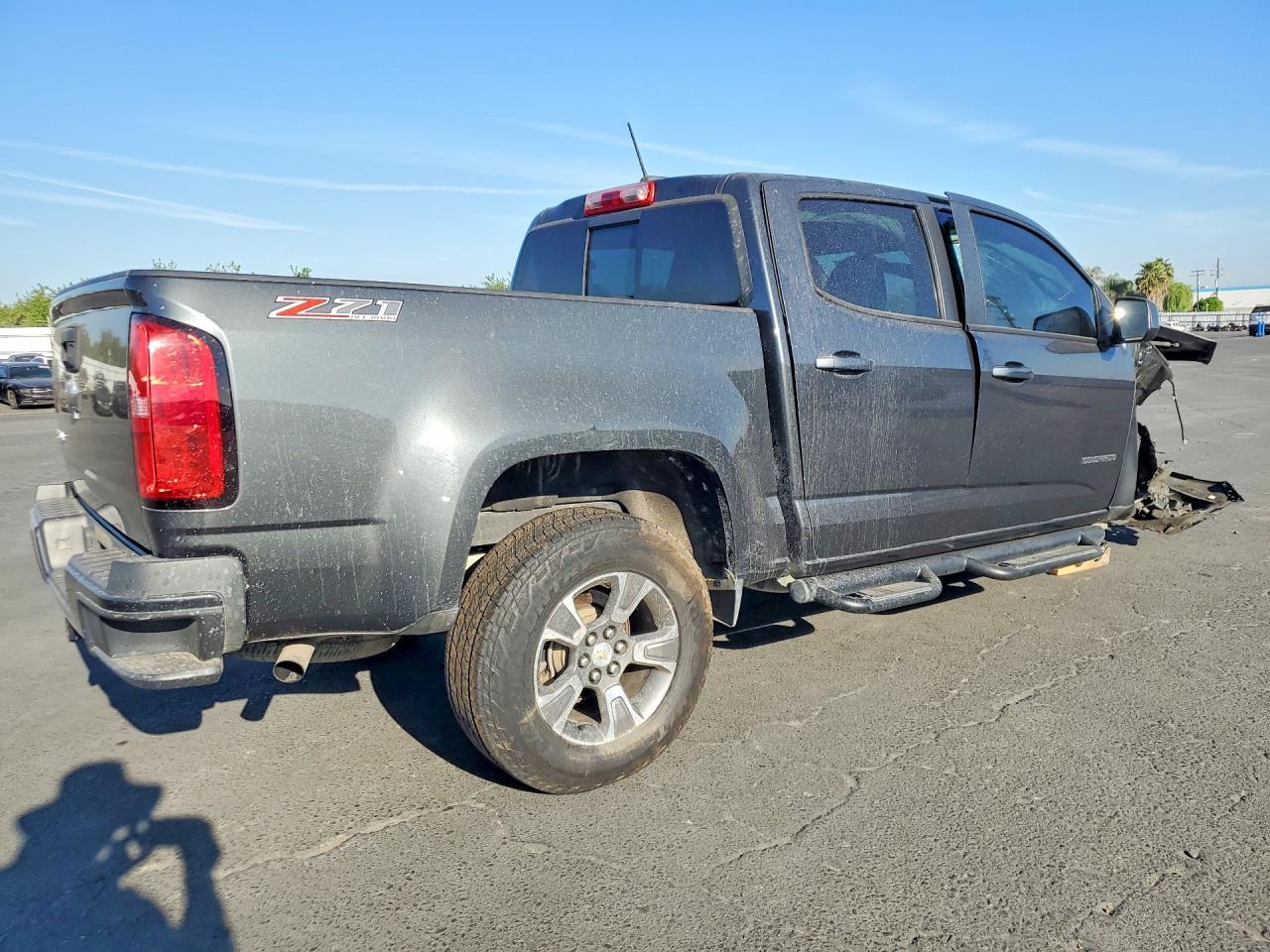 2016 Chevrolet Colorado Z71 - Image 3