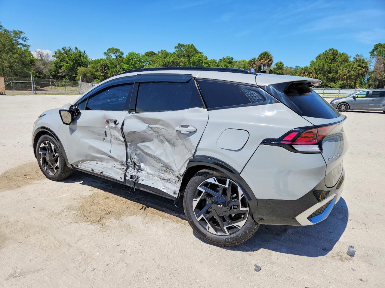 2023 Kia Sportage Sx-Prestige - Фото 2