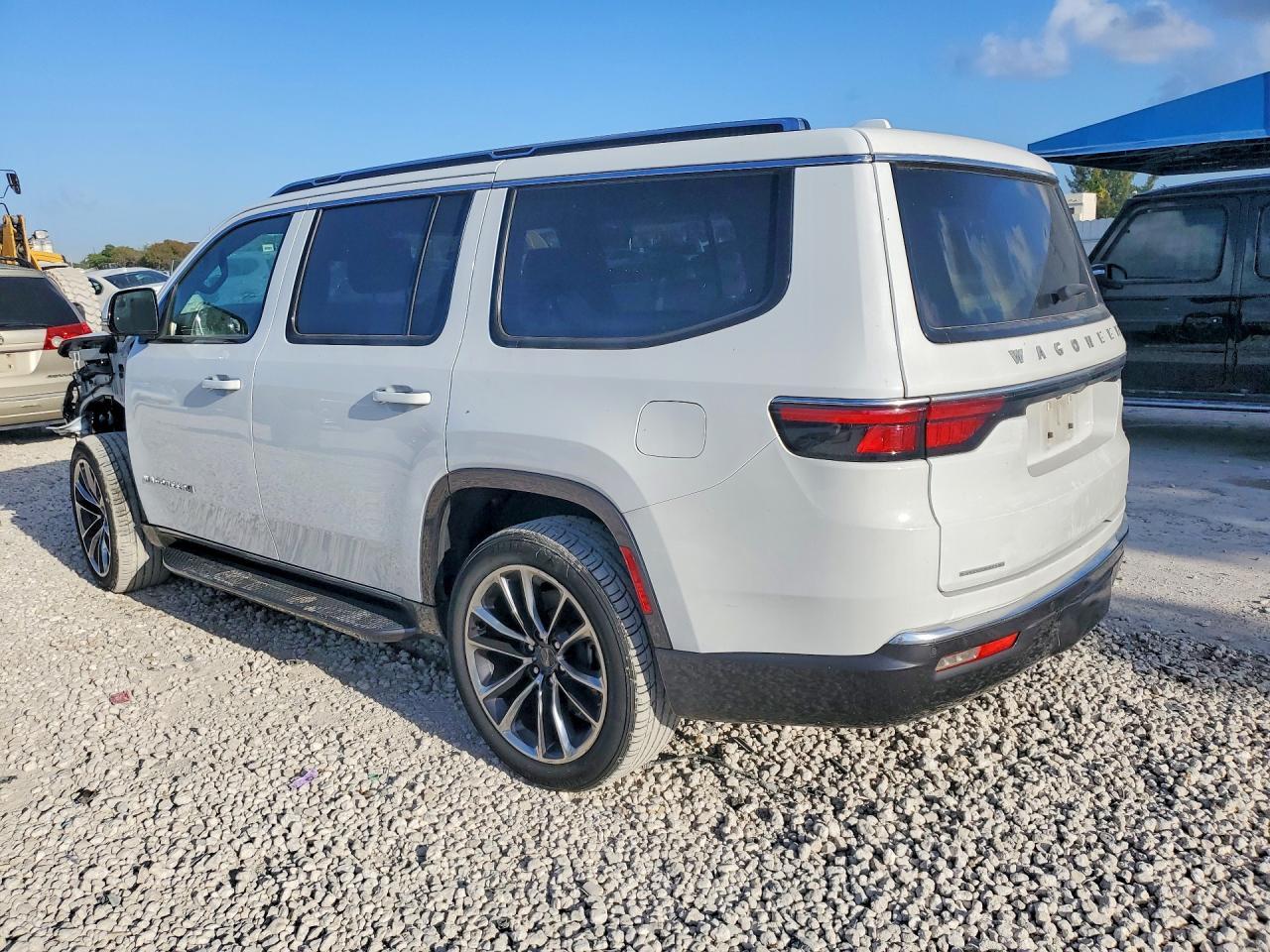 2022 Jeep Wagoneer Series Ii - Image 2