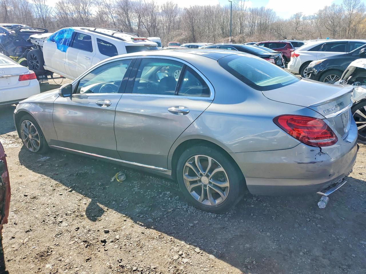 2016 Mercedes-Benz C 300 4Matic - Фото 2