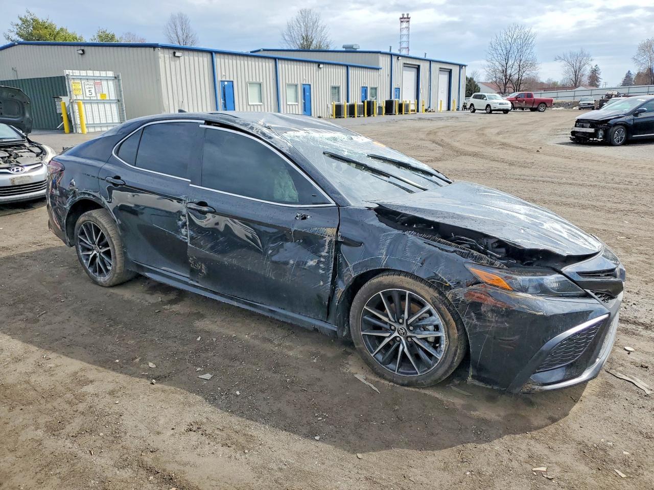 2024 Toyota Camry Se - Фото 4