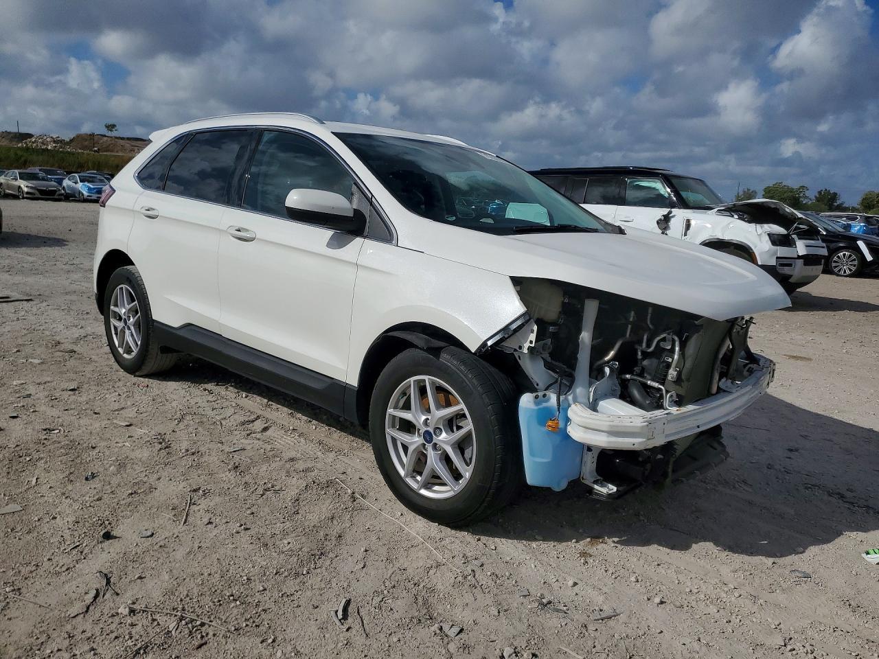 2021 Ford Edge Sel - Фото 4