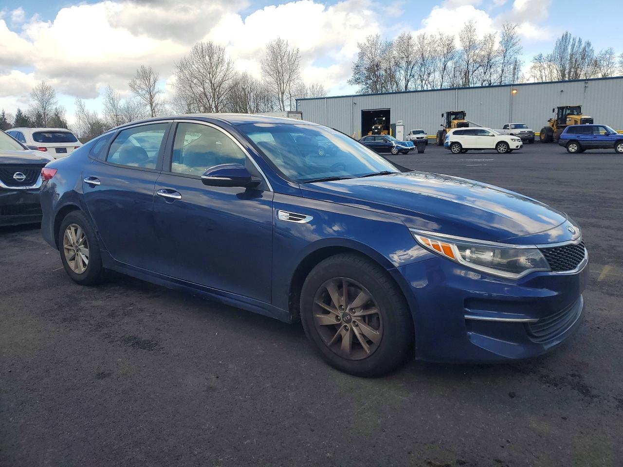 2017 Kia Optima Lx - Фото 4