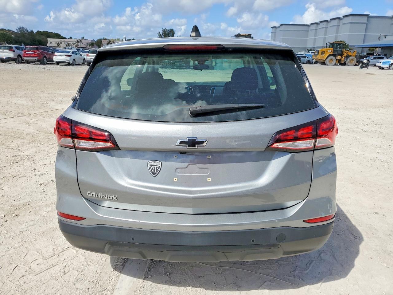 2023 Chevrolet Equinox Ls - Фото 6