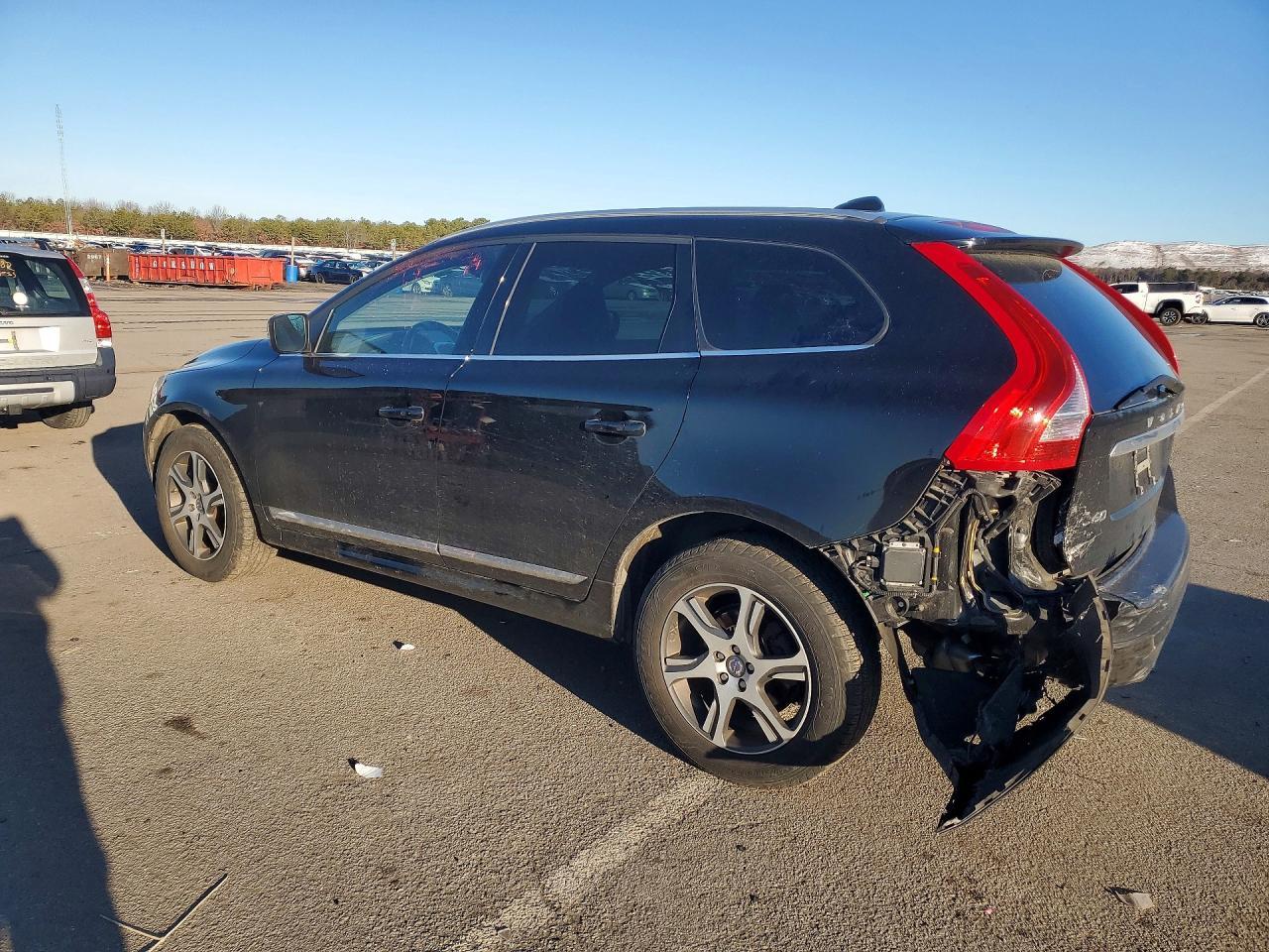 2014 Volvo Xc60 T6 - Image 2