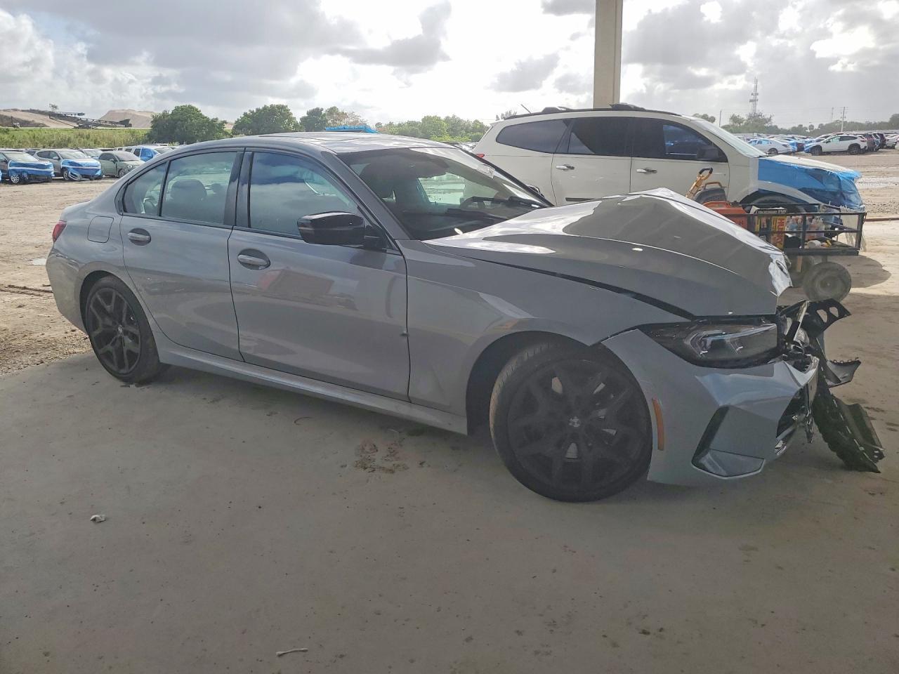 2025 BMW 330I - Image 4