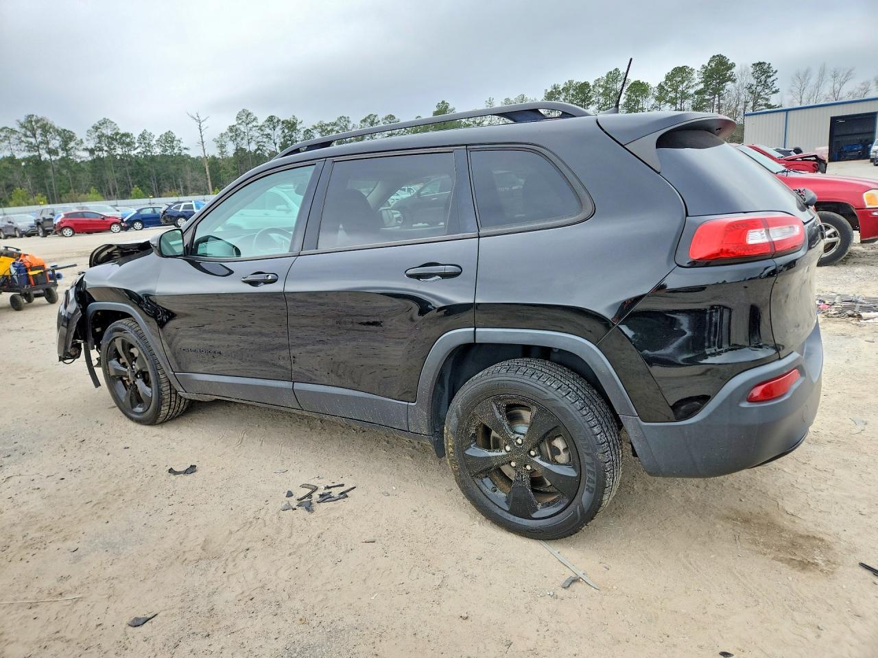 2018 Jeep Cherokee - Image 2