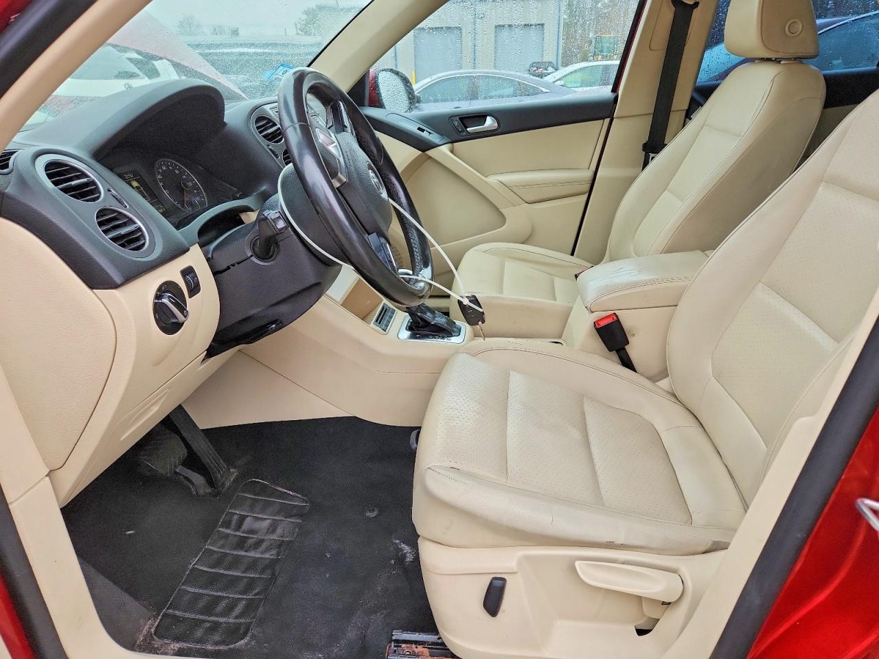 2012 Volkswagen Tiguan S - Image 7