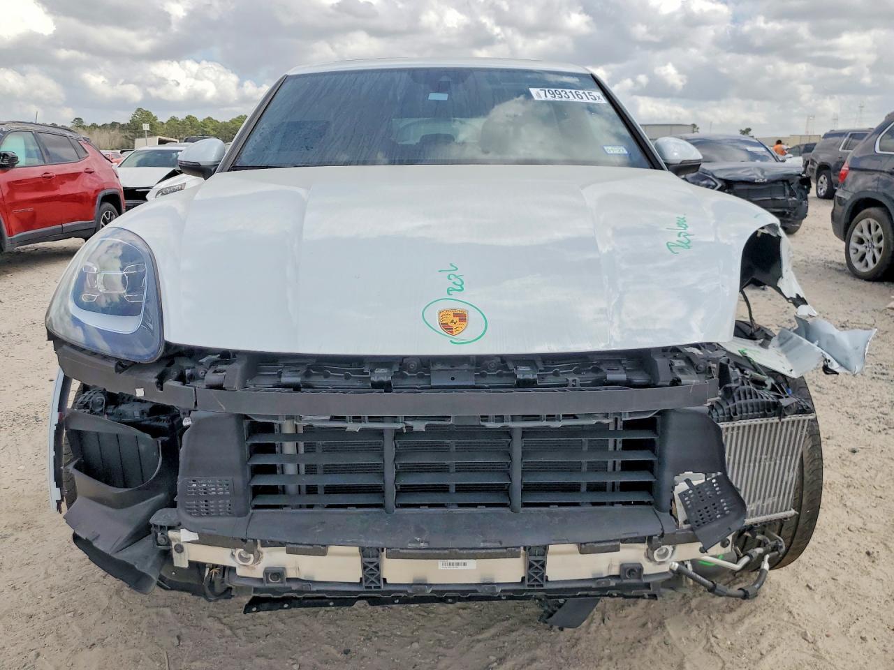 2023 Porsche Cayenne Base - Image 5