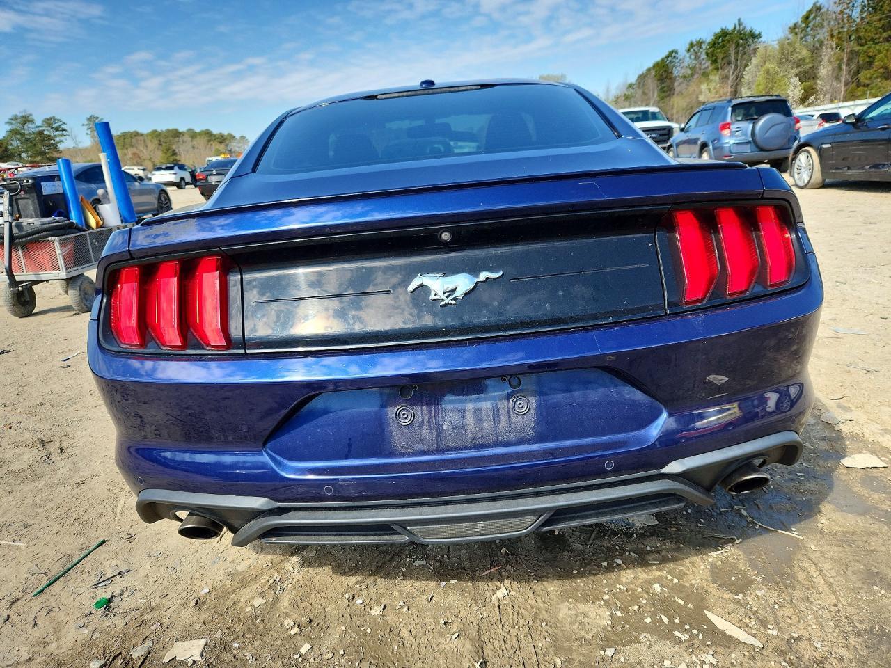 2019 Ford Mustang - Image 6