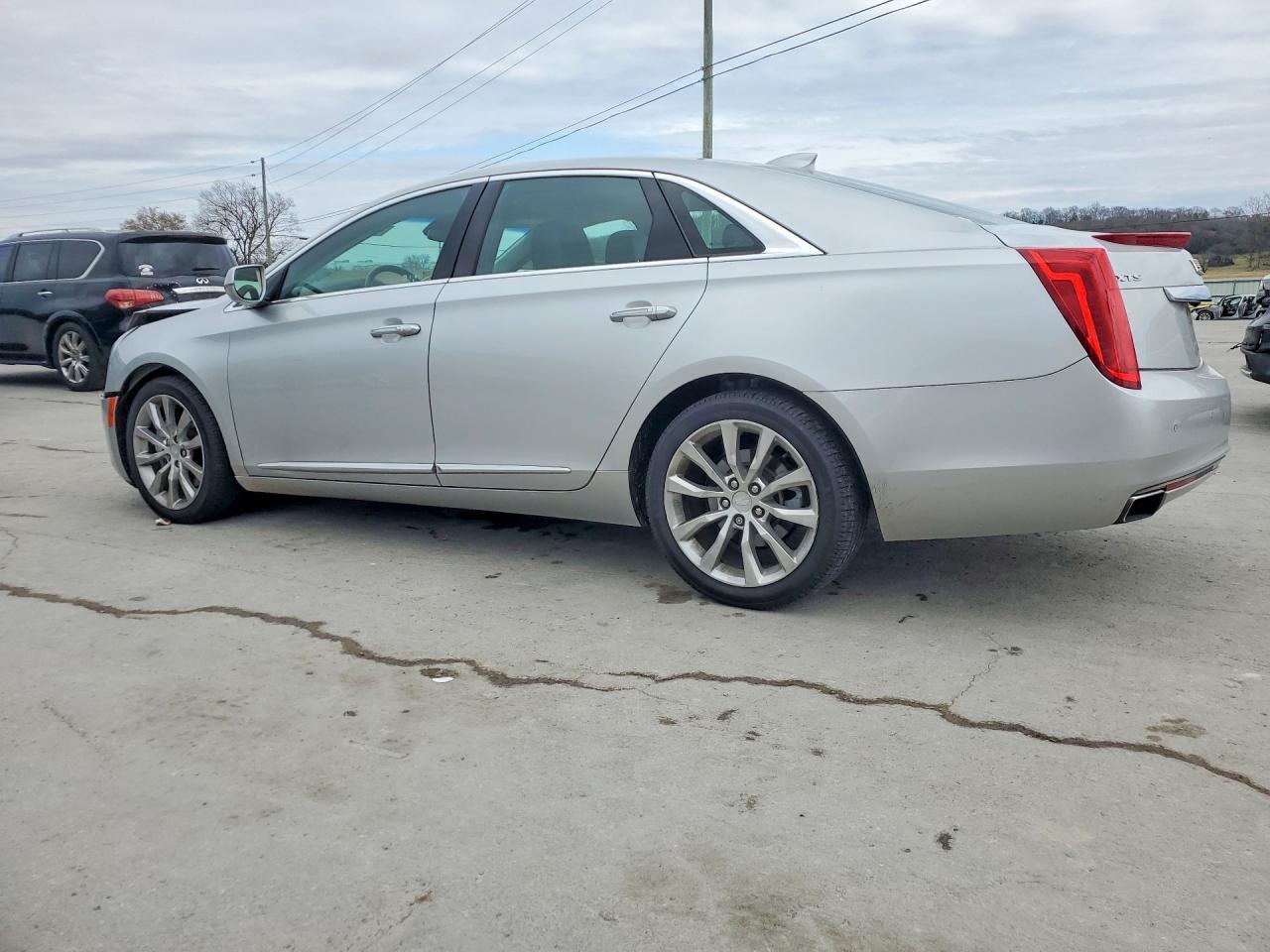 2017 Cadillac Xts Luxury - Фото 2