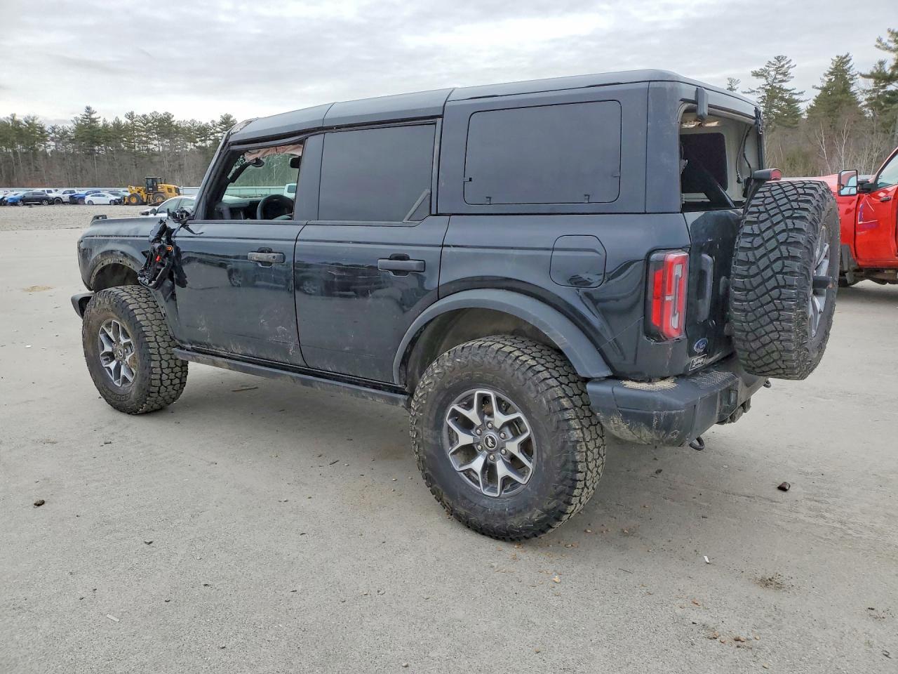 2025 Ford Bronco Badlands - Фото 2