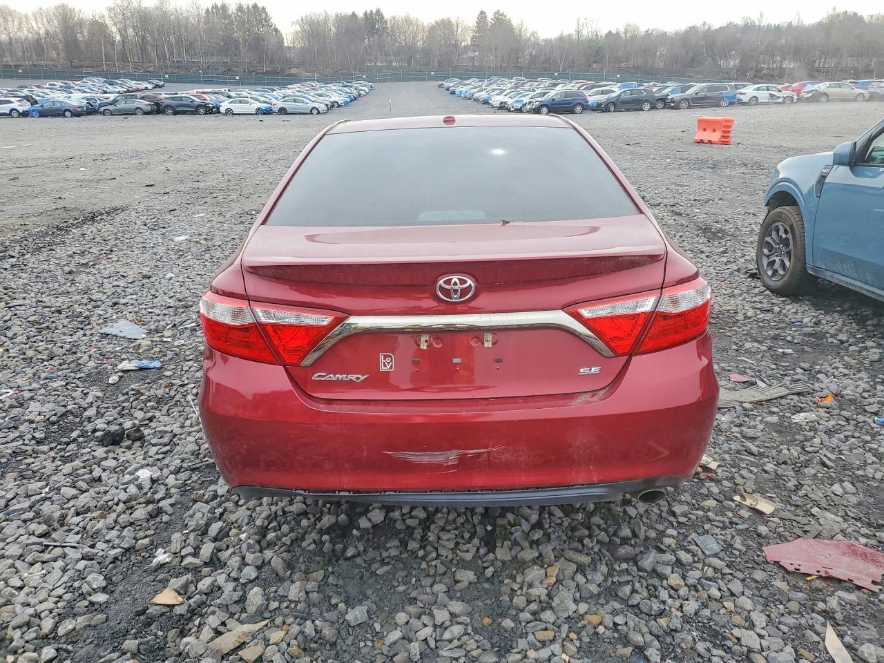 2017 Toyota Camry Se - Фото 6