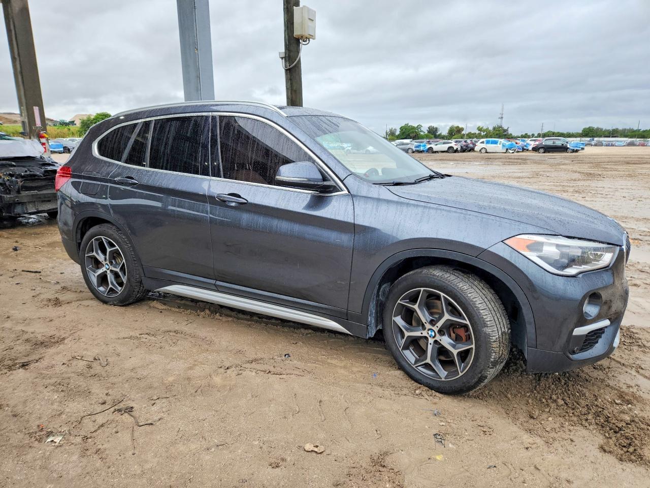 2019 BMW X1 xDrive28I - Фото 4