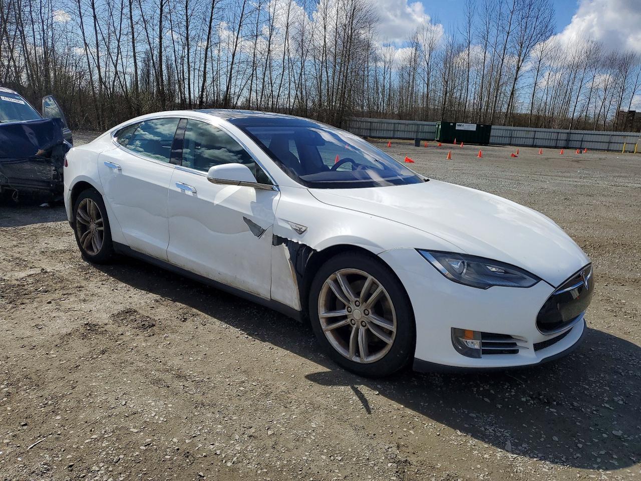 2013 Tesla Model S - Фото 4