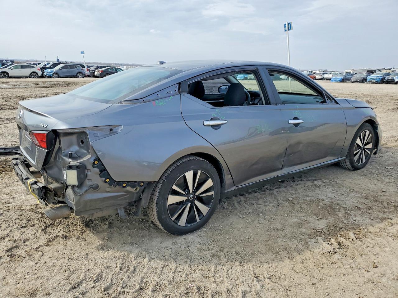 2021 Nissan Altima 2.5 Sv - Image 3