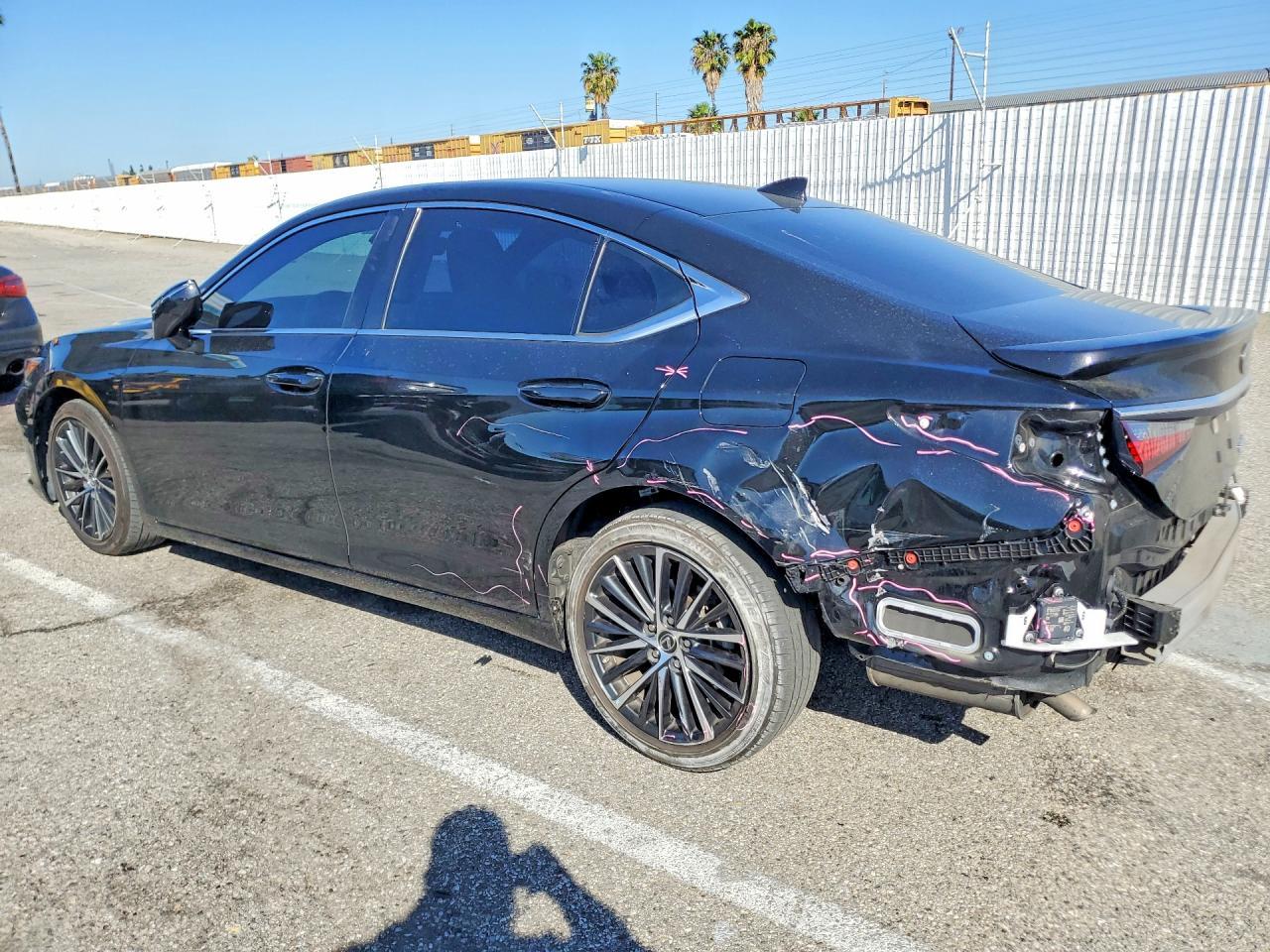 2023 Lexus Es 300H Base - Фото 2