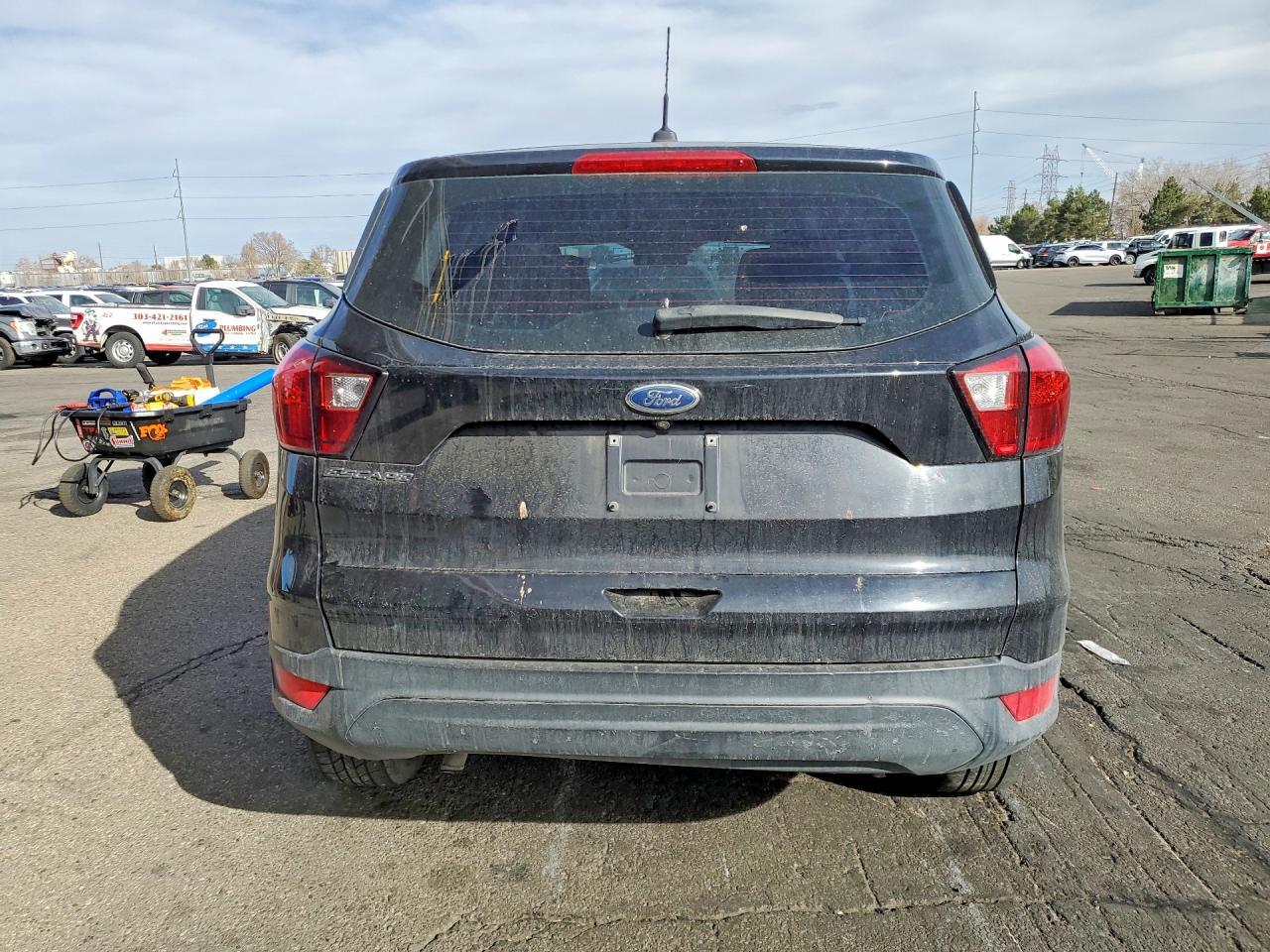 2019 Ford Escape S - Фото 6