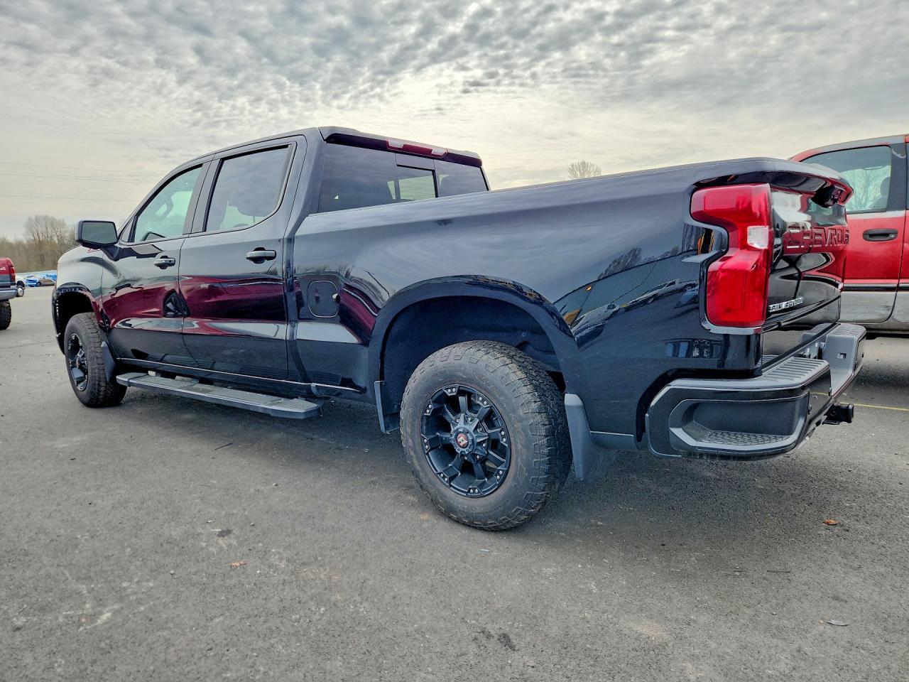2022 Chevrolet Silverado K1500 Rst - Фото 2