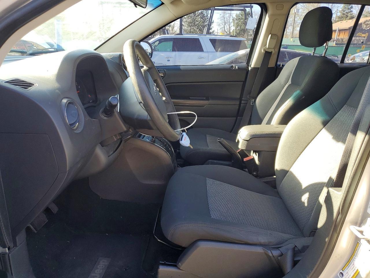 2010 Jeep Compass Sport - Фото 7