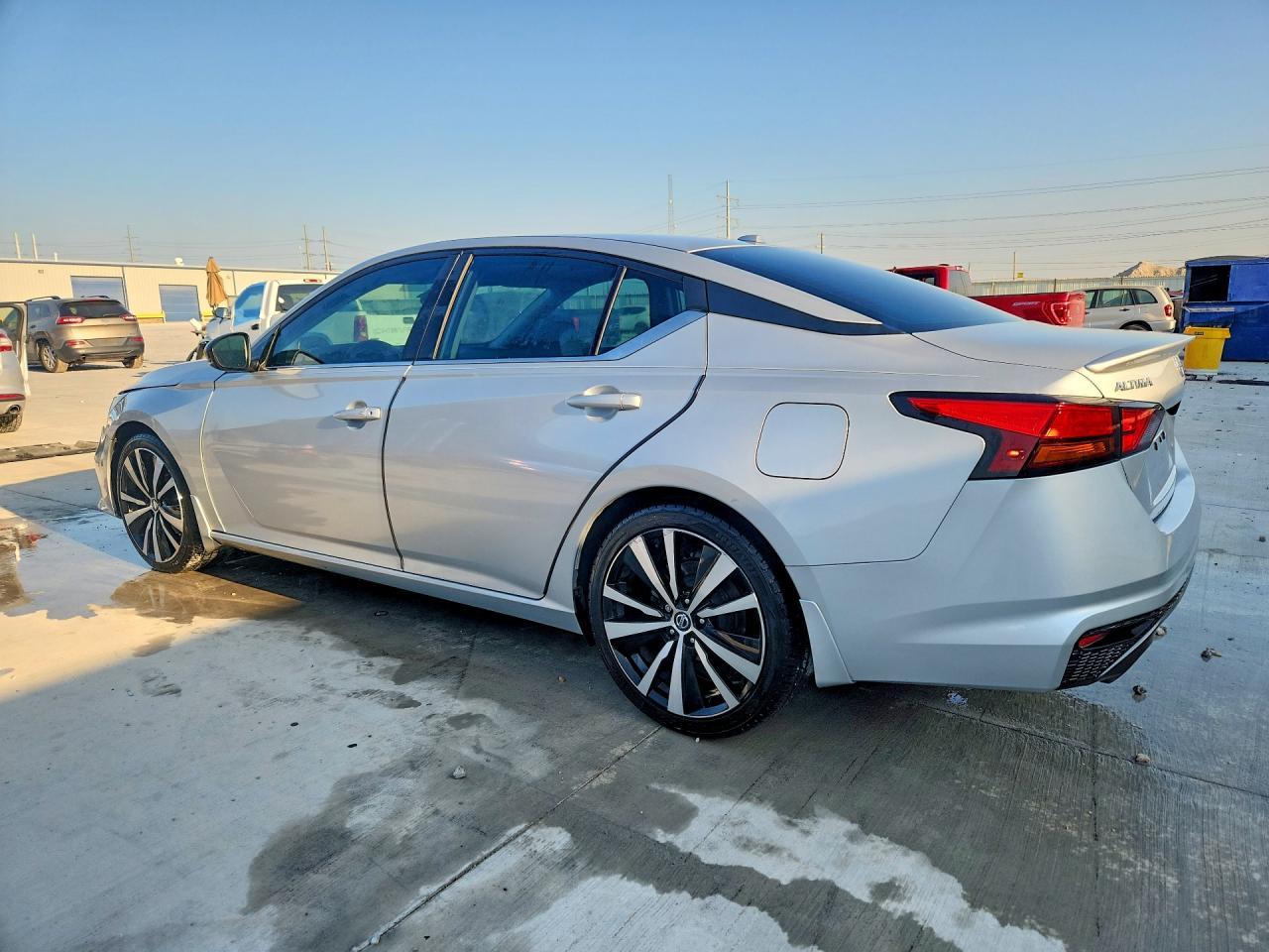 2019 Nissan Altima 2.5 Sr - Фото 2