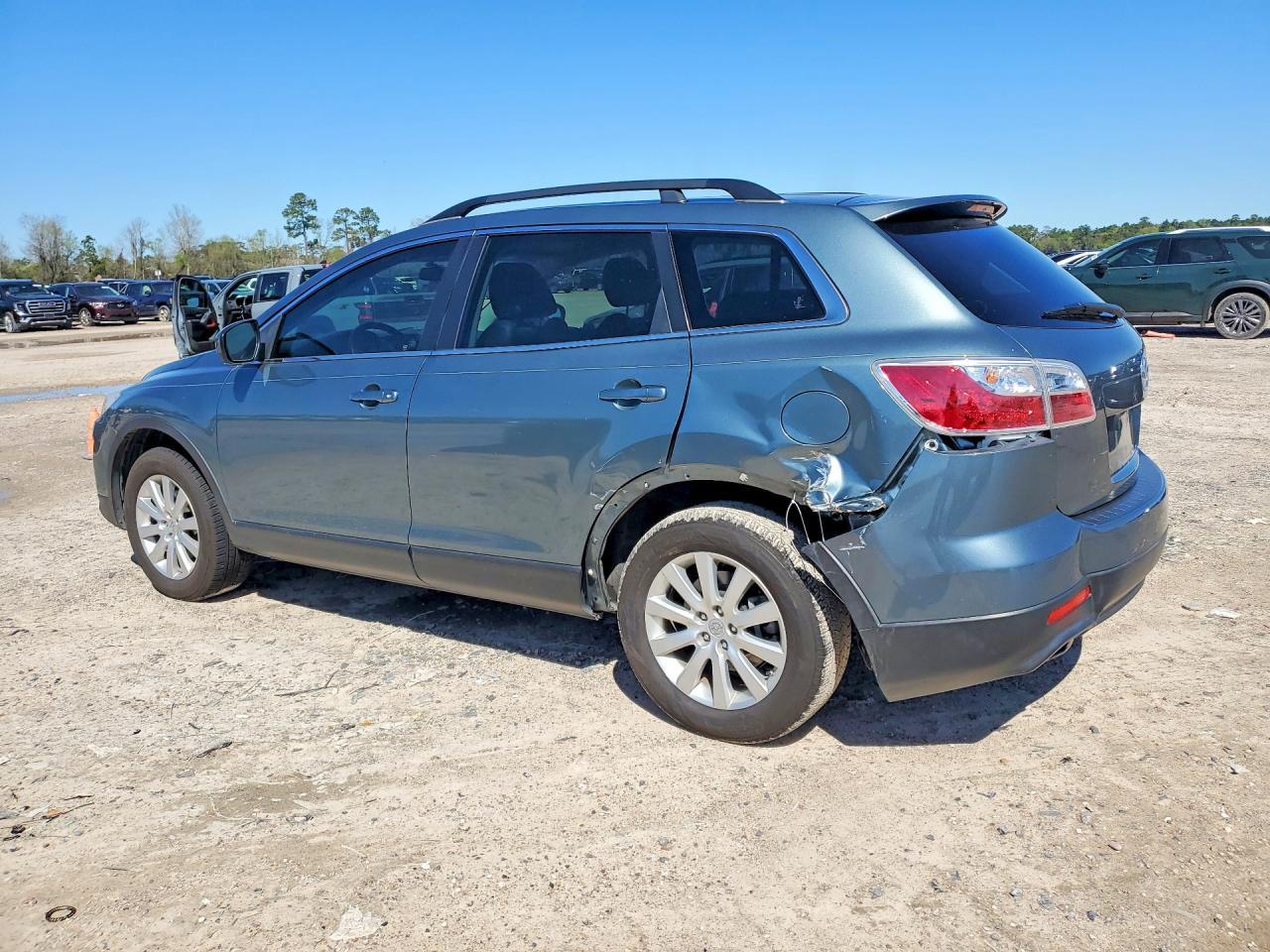 2010 Mazda Cx-9 - Image 2